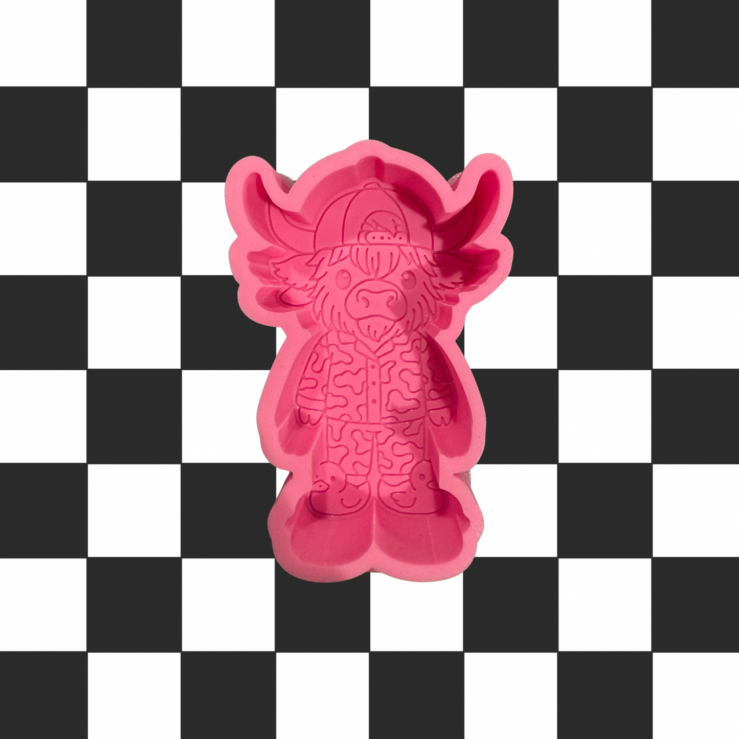 Highland Cow In Camo PJ’s Freshie